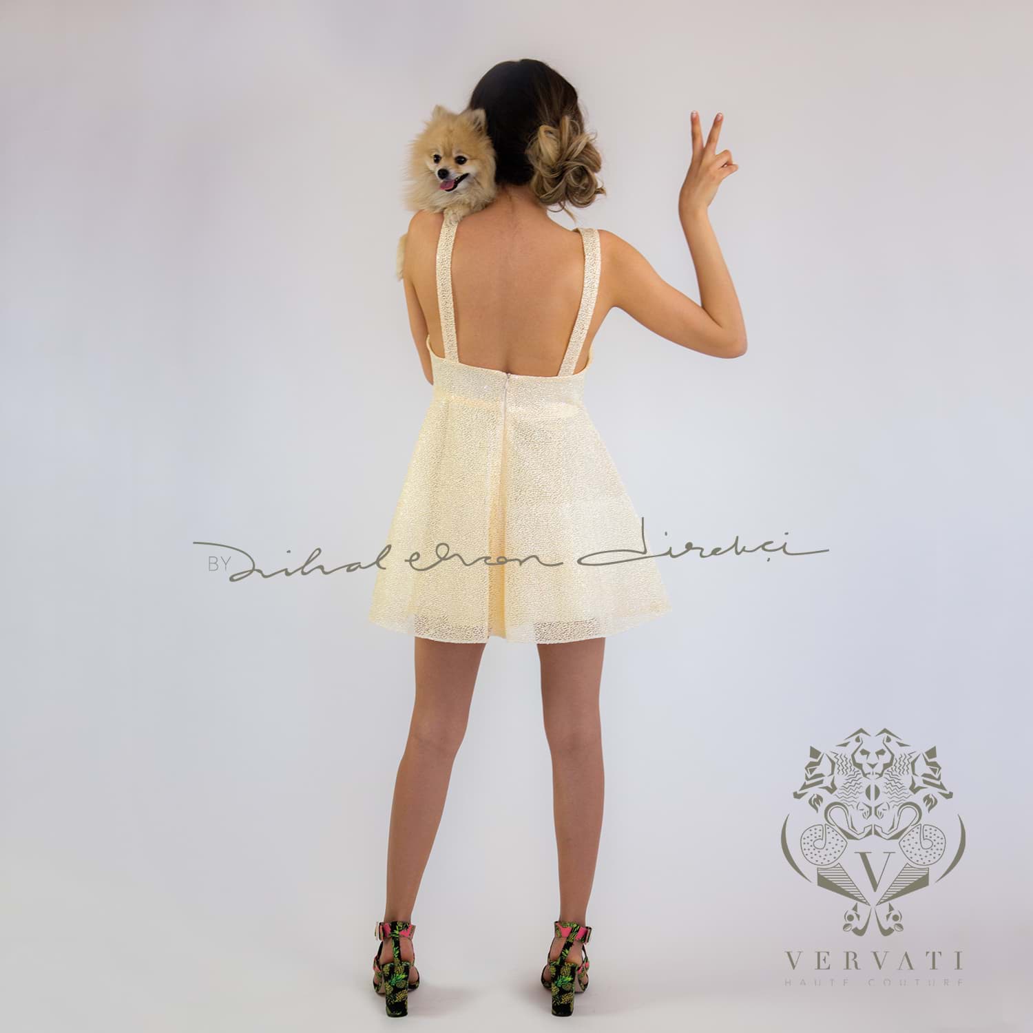 Picture of SHORT DRESS WITH DEEP BACK DECOLLETE 